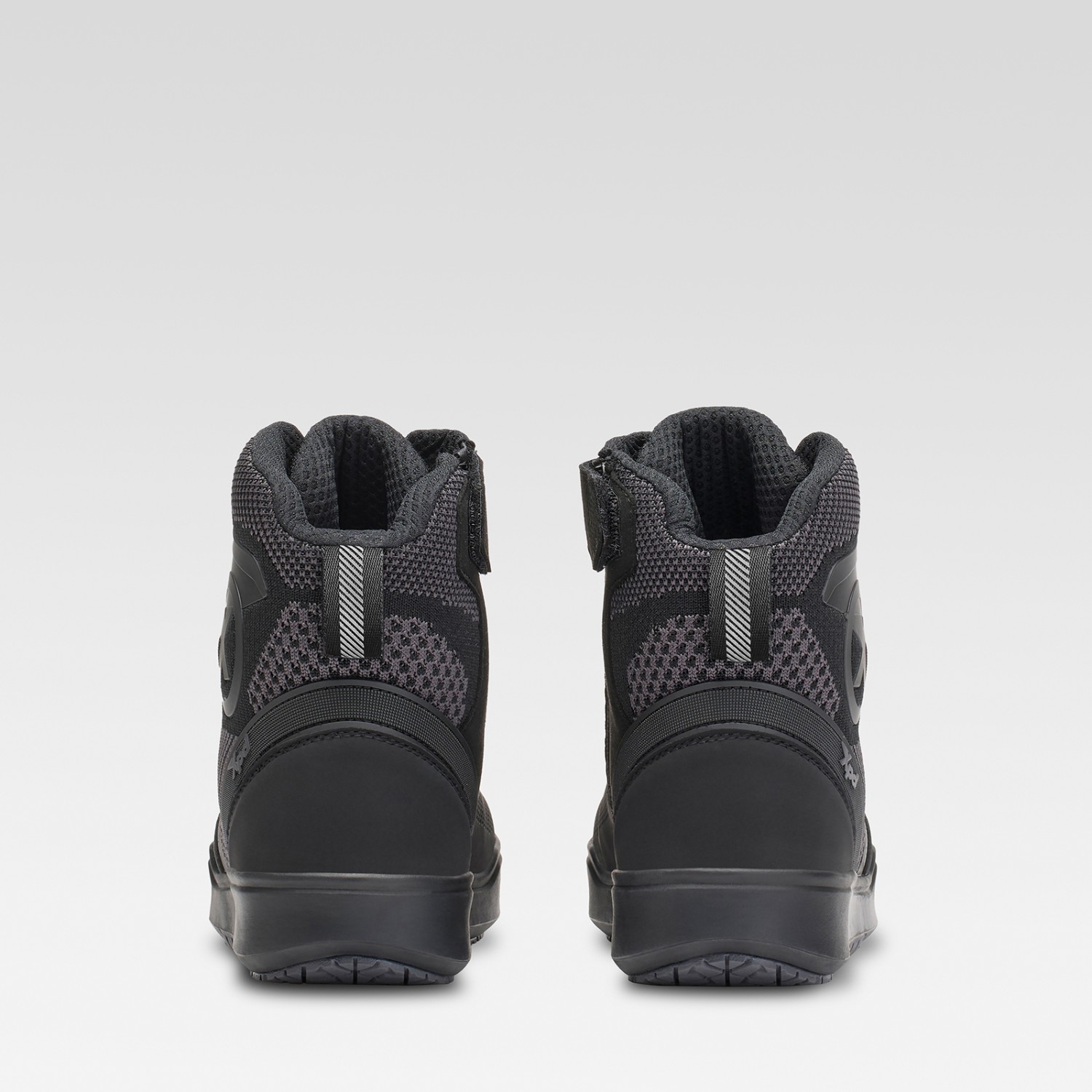 XPD-MOTO-WAY-AIRKNIT-S136-172-SIDE-VIEW