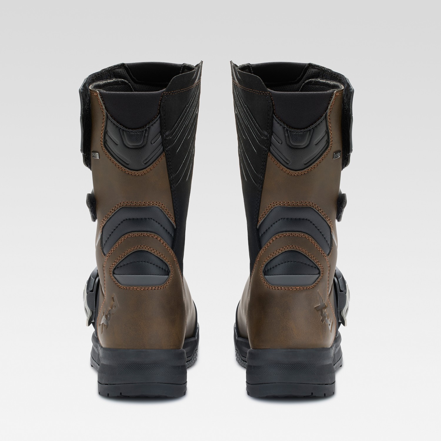 XPD-X-ADV-TOURMAX-H2OUT-S137-026-SIDE-VIEW