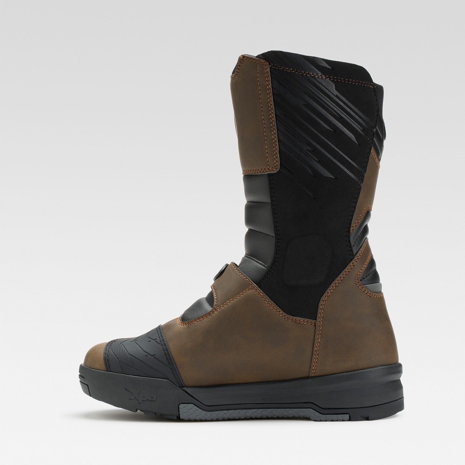 XPD-X-ADV-TOURMAX-H2OUT-S137-026-SIDE-VIEW